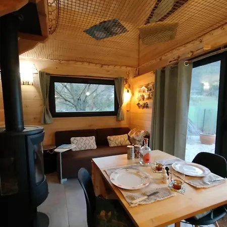 Lodge L'eco Libri Versols-et-Lapeyre