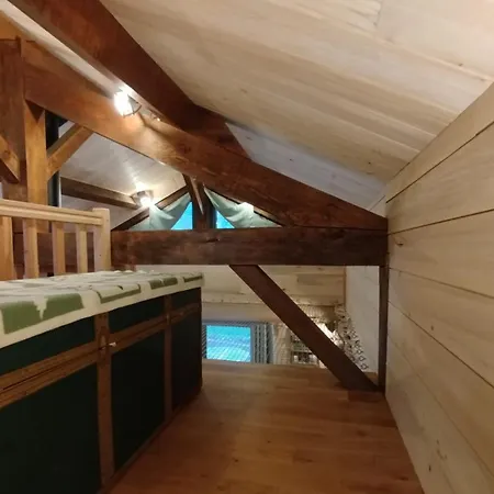 L'eco Libri Orman Evi Versols-et-Lapeyre