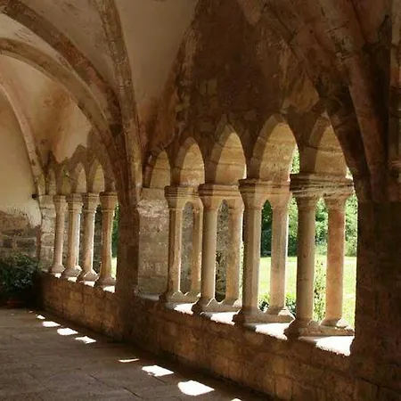 L'eco Libri Orman Evi Versols-et-Lapeyre