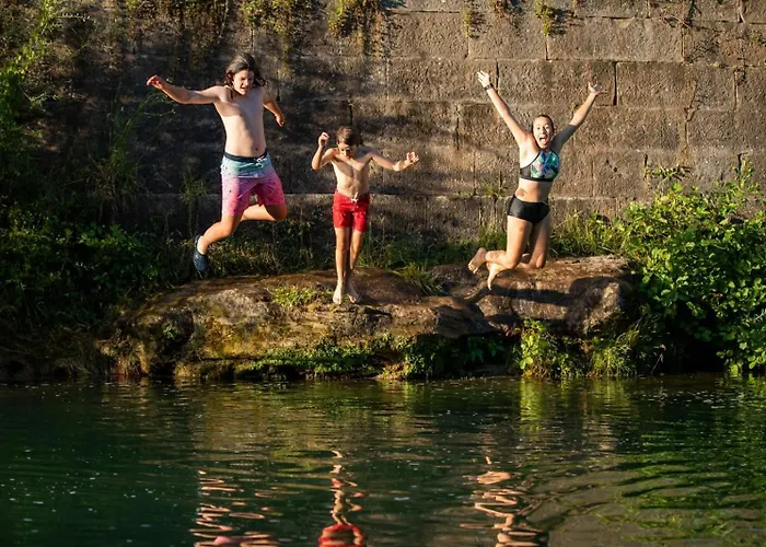 L'eco Libri אכסניה